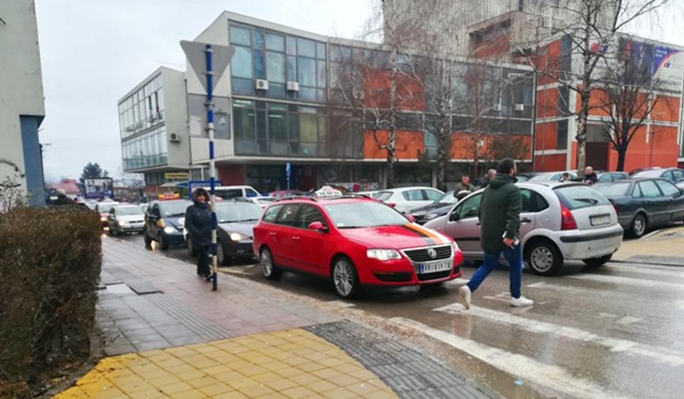 Detalj sa nedavnog protesta taksista u VRanju. Foto VranjeNews