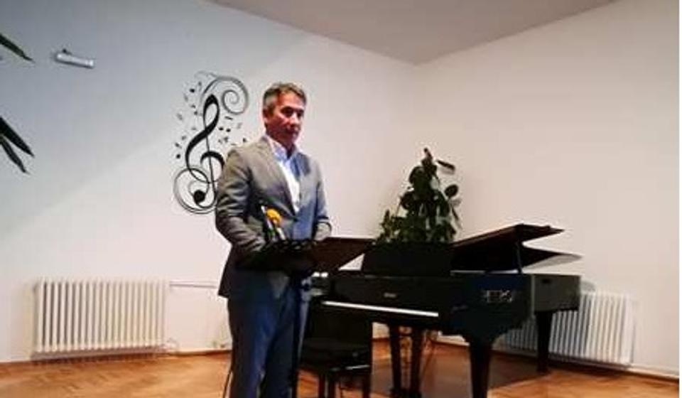 Gradonačelnik na otvaranju manifestacije. Foto Grad Vranje