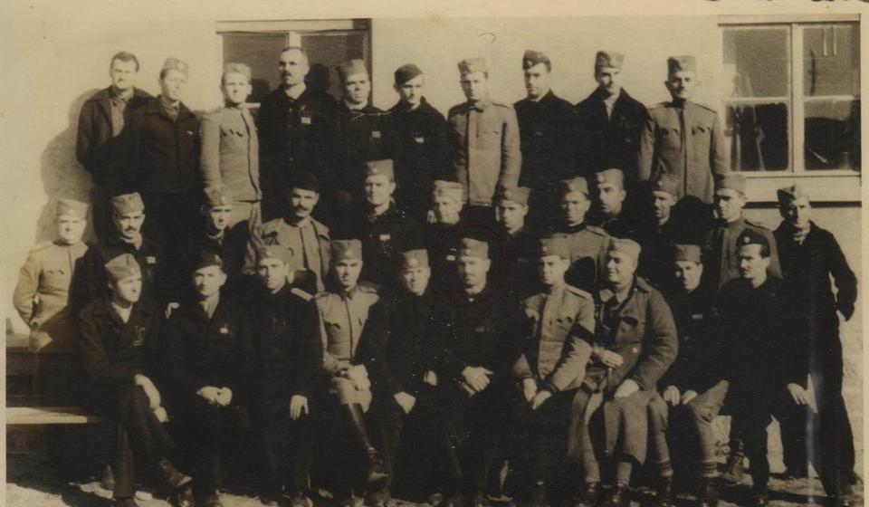 Dragomir u zarobljeništvu. Foto arhiva B. Dimića